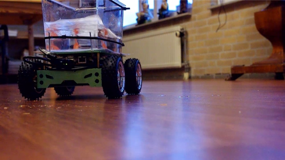 Fish On Wheels Turns Your Fishbowl into Remote Control Car