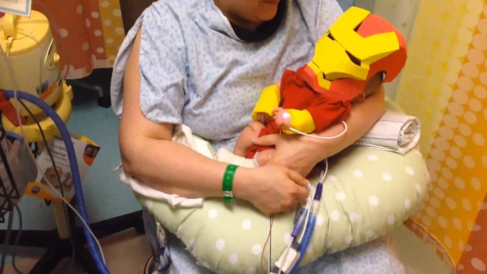 Prop Maker Turns Sick Son Into Iron Man For Halloween