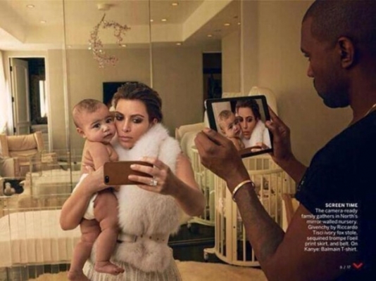 Kim and Kanye seem to be missing their reflections!