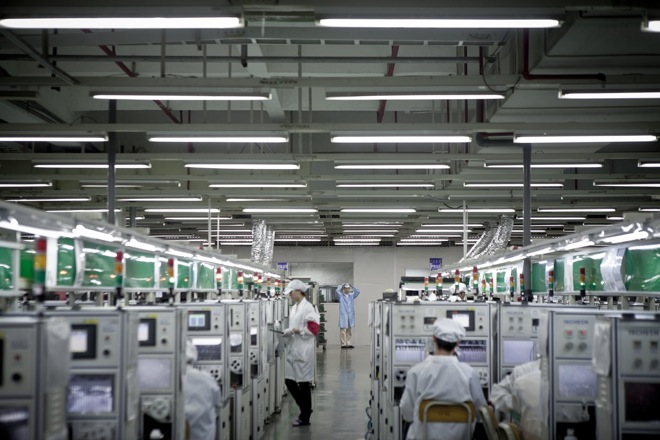 Foxconn Production Falls 19% As iPhone Demand Falters