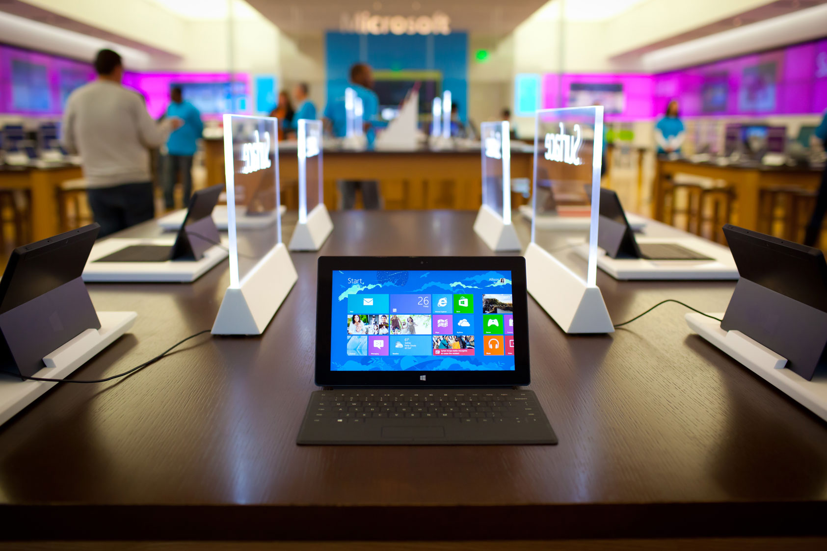 Windows 8 Sales Boost Microsoft’s Profits