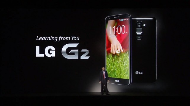 LG G2 Advertising Stunt Injures Many