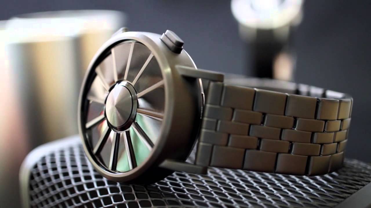 Kisai Blade Puts Unique Spin on Telling Time