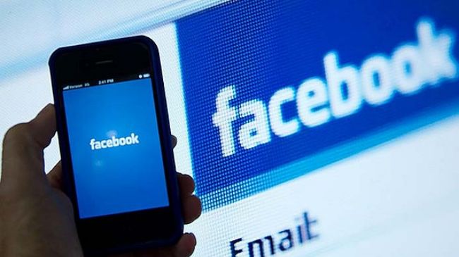 Facebook Sued Over Message Scanning