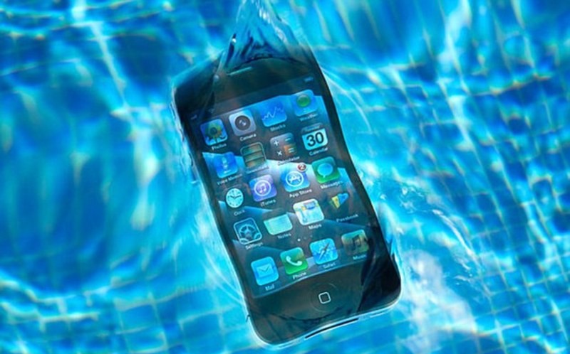 How To Save A Phone From Water Damage