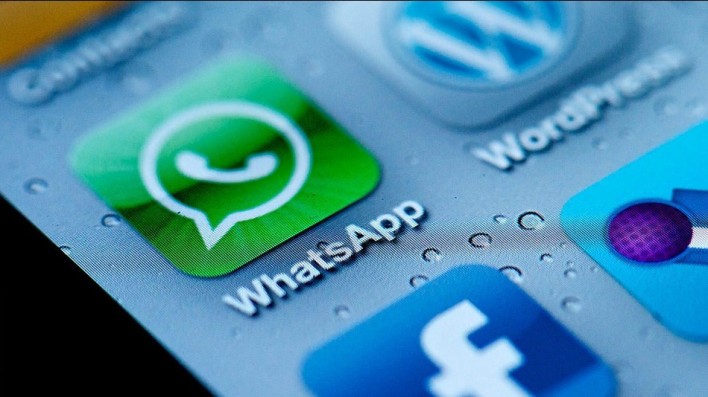 WhatsApp Goes Down Following $19 Billion Facebook Buy-Out