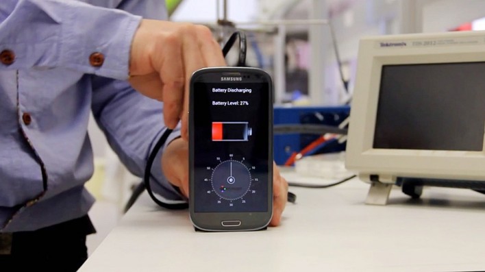 Prototype Battery Can Fully Recharge A Phone In 30 Seconds