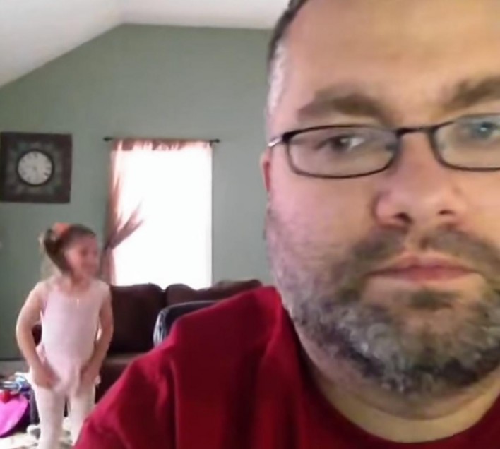 Watch This Poor Dad’s Hilarious Vine Videos