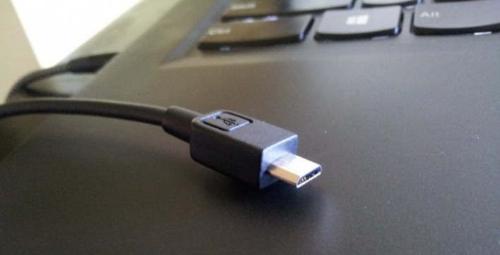 Meet The New Reversible USB Cable