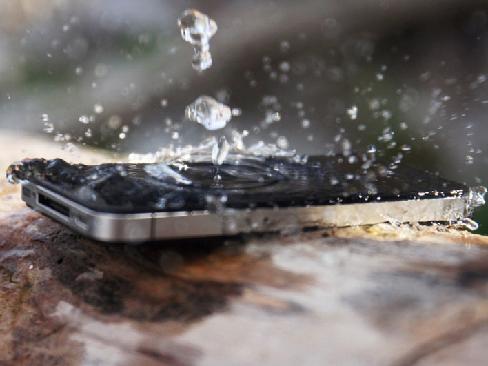 $30 To Waterproof Your Smartphone