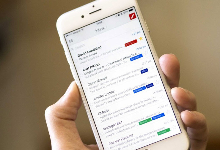 iPhone & iPhone 6 Plus Gets Support For Gmail