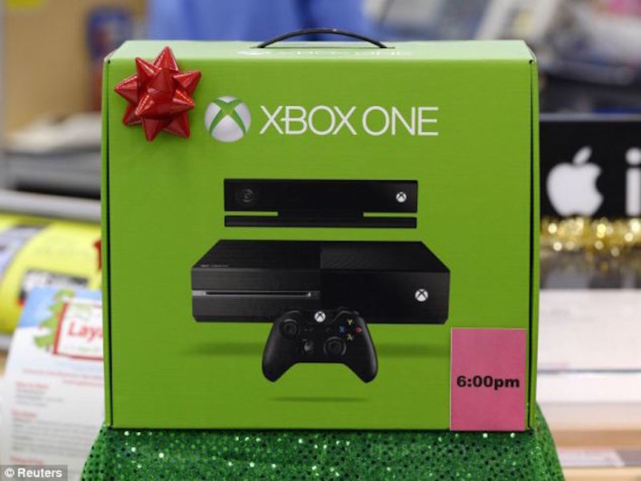 Xbox One Sales Triple After Holiday Price Cut