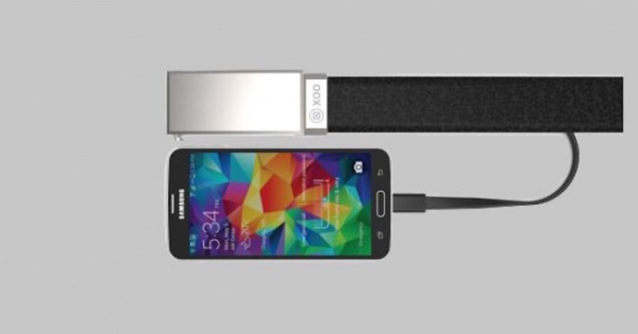 This XOO Belt Can Charge your Smartphone