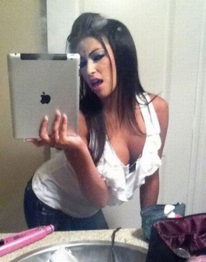 Why you Should Never Take Photos Using iPads!
