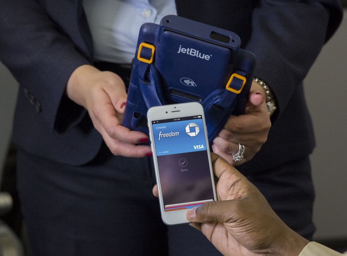 JetBlue Airways Launches Apple Pay on Flights