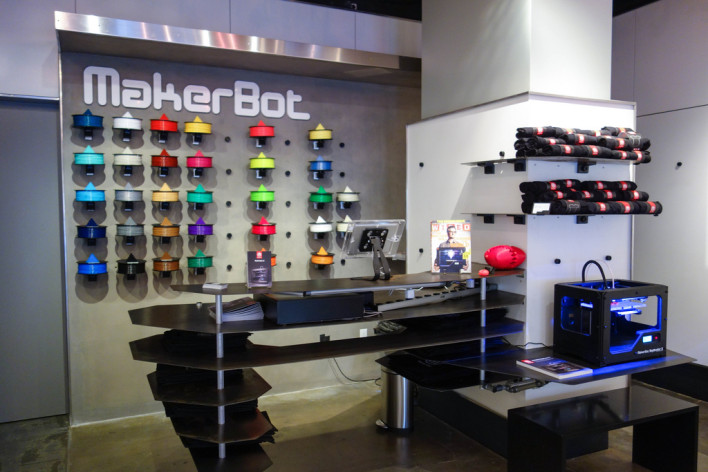 Makerbot Starter Lab: 3D Printing for Schools and Businesses