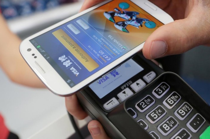 Samsung Pay Coming Soon to Rival Apple Pay