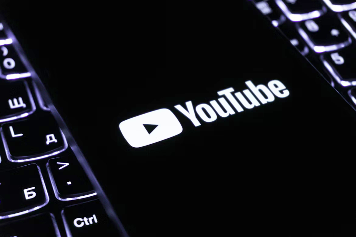 YouTube makes picture-in-picture mode free for all mobile users